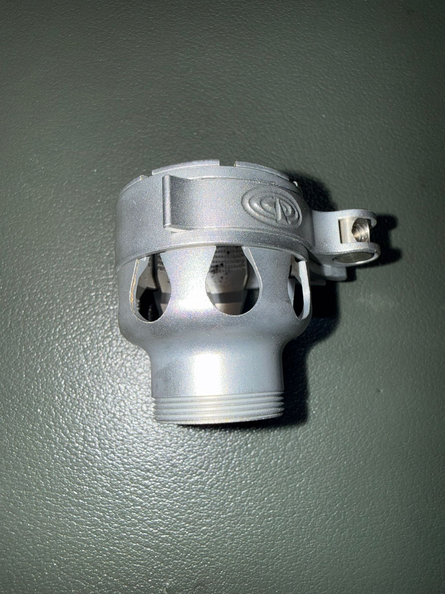 Custom Products Feedneck